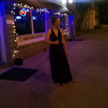 Tackle Box Tavern - Dive Bars Near Me - Atlantic Beach, North Carolina