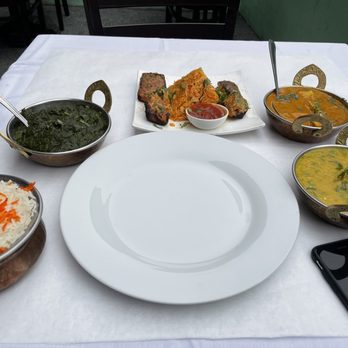 Mint Heights - Saag Paneer, Salmon Steak, Chicken Tikka Masala, Yellow Daal - Indian Near Me - Brooklyn, New York Mint Heights - Saag Paneer, Salmon Steak, Chicken Tikka Masala, Yellow Daal - Indian Near Me - Brooklyn, New York