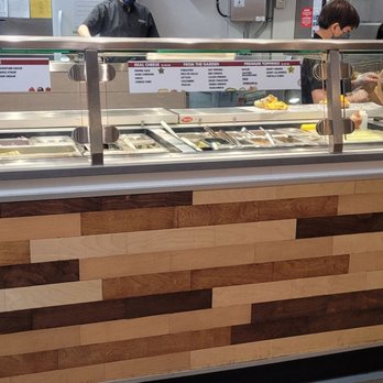 South St. Burger - Assembly line - Burgers Near Me - Tsawwassen, British Columbia South St. Burger - Assembly line - Burgers Near Me - Tsawwassen, British Columbia