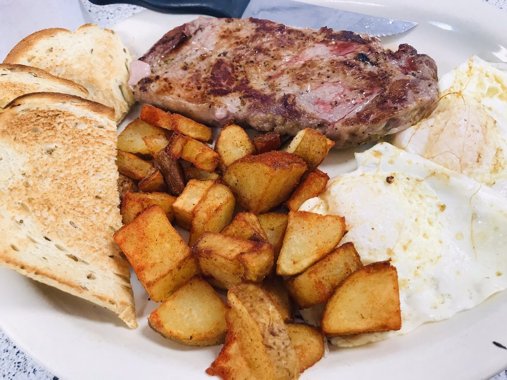 BERTHA’S DINER 229 Photos & 203 Reviews 1430 Hertel Ave, Buffalo