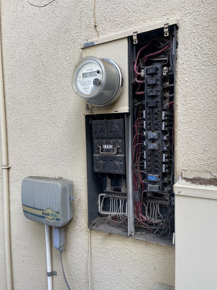 Slide of Ezzi Electric