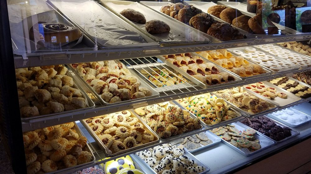 OLD NEW YORK DELI & BAKERY CO CLOSED 72 Photos & 193 Reviews 2700