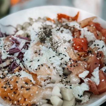 The Wheel Kitchen - Poke Bowl - Cafes Near Me - Tomball, Texas