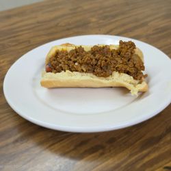Miles Diner - Chili dog