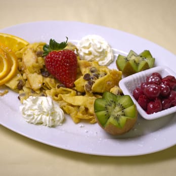 Schäfer - Koa Schmarrn: Kaiserschmarrn. Hausgemacht, lecker und garniert mit viel Obst. - Cafes Near Me - Berlin, BE Schäfer - Koa Schmarrn: Kaiserschmarrn. Hausgemacht, lecker und garniert mit viel Obst. - Cafes Near Me - Berlin, BE