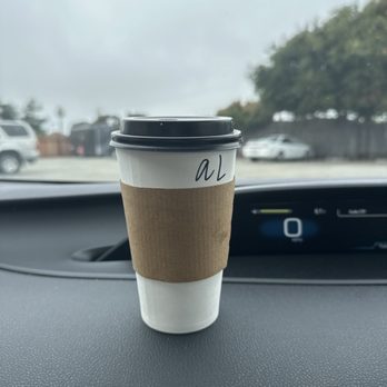 Acme Coffee Roasting - Vanilla Latte - Coffee & Tea Near Me - Seaside, California