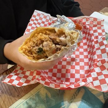 Taqueria La Cumbre - Grilled Chicken Fajita Burrito - Mexican Near Me - San Francisco, California Taqueria La Cumbre - Grilled Chicken Fajita Burrito - Mexican Near Me - San Francisco, California
