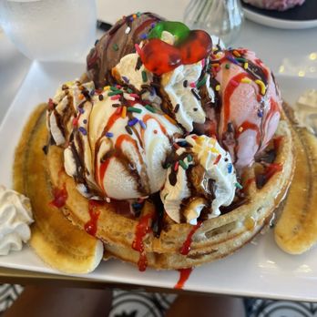 Sugar Factory - American Near Me - Honolulu, Hawaii Sugar Factory - American Near Me - Honolulu, Hawaii