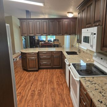 Dyches Home Services - Finished Kitchen - General Contractors Near Me - Sumner, Washington