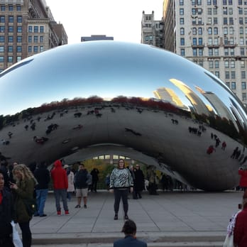 Cloud Gate - Public Art Near Me - Chicago, Illinois