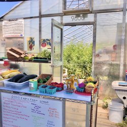 Good Earth Farm Stand