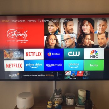 Pro TV Wall Mount Installation - TV is up on the wall & fire stick is connected and ready to go! - TV Mounting Near Me - Hollywood, California