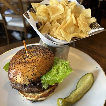 Bistro 112 - Smoked Gouda burger - French Near Me - Shepherdstown, West Virginia