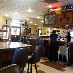 Triple R Grill and Bar - Bar area