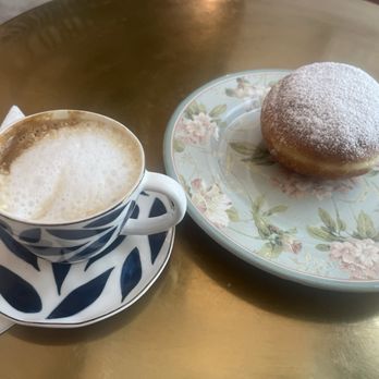 Vanilla Café e Gelato - Latte and jelly doughnut - Coffee & Tea Near Me - Marietta, Georgia