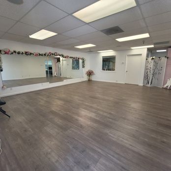 Creative Studio Spaces - Dance Studios Near Me - Murrieta, California Creative Studio Spaces - Dance Studios Near Me - Murrieta, California
