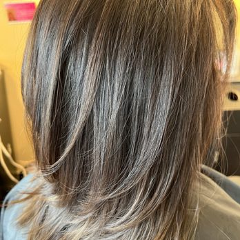 Lisa Li - Hair Stylists Near Me - Burlingame, California Lisa Li - Hair Stylists Near Me - Burlingame, California