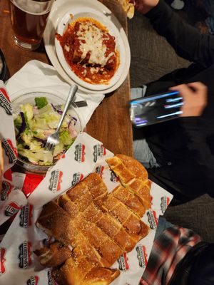 Floridino's Pizza & Pasta by null