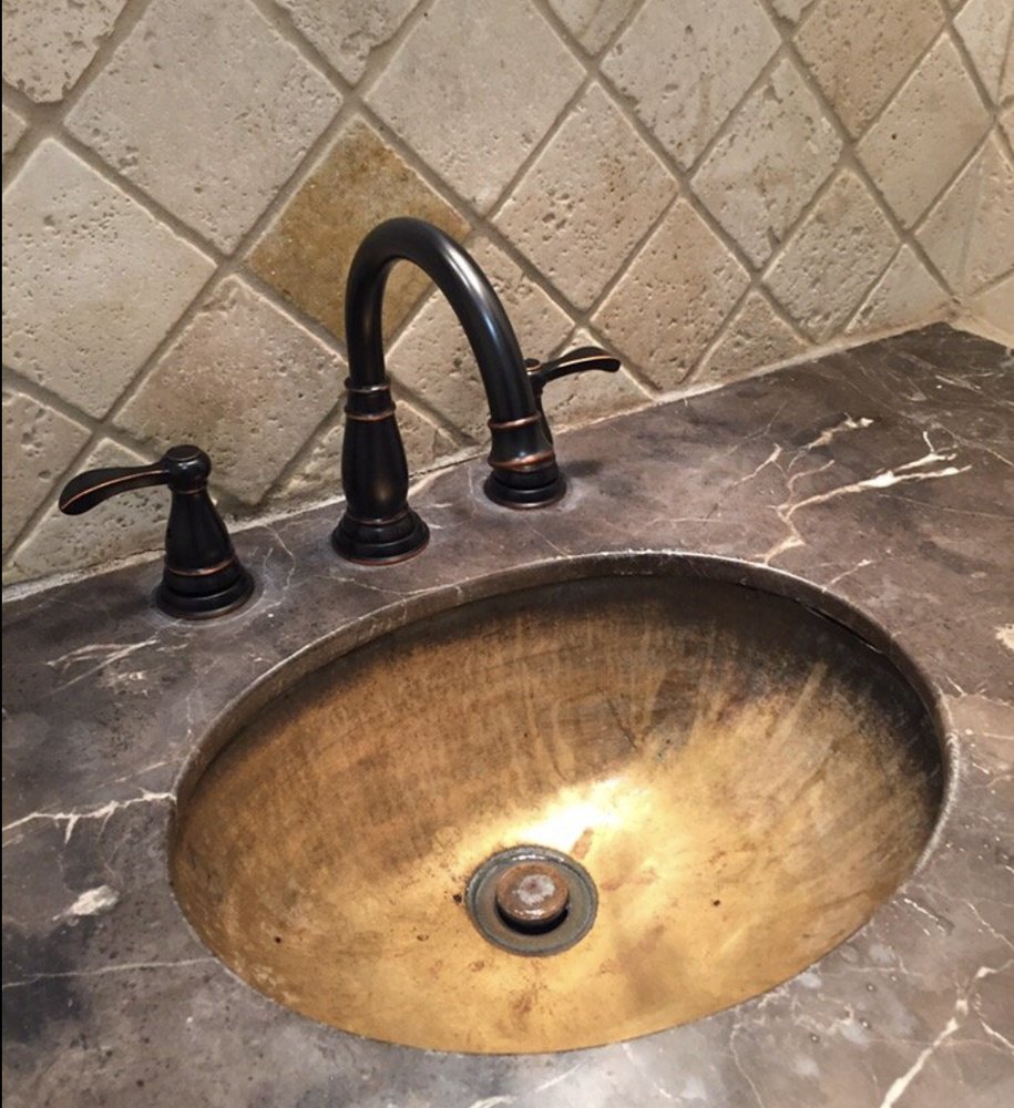 Slide of Levi Does It