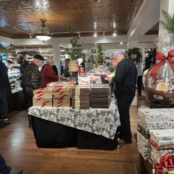 Coblentz Chocolate Co - Candy Stores Near Me - Walnut Creek, Ohio