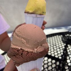 The Italian Ice King of California Leone's Italian Ices - Cappuccino & chocolate marshmallow