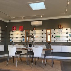 Perkins Eyecare + Eyewear - Showroom