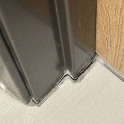 Holiday Inn Express & Suites Roseville - Galleria Area - This is where bugs enter.
