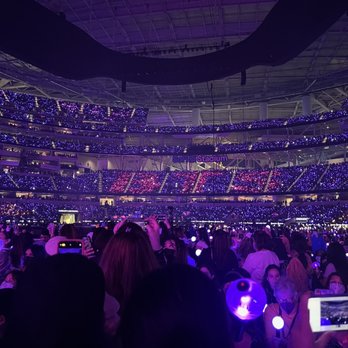 SoFi Stadium - BTS - Stadiums & Arenas Near Me - Inglewood, California SoFi Stadium - BTS - Stadiums & Arenas Near Me - Inglewood, California