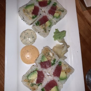 Hillstone - Thai Tuna Roll - New American Near Me - Santa Monica, California