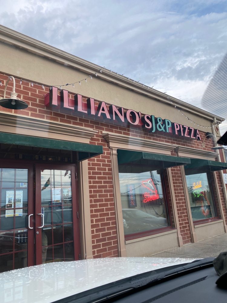 Illiano's J&P Restaurant • ★4.1 (176) on OverlookMaps.com
