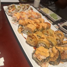 All you can eat, Dynamite Roll, Spicy Tuna Crunch Roll All you can eat, Dynamite Roll, Spicy Tuna Crunch Roll