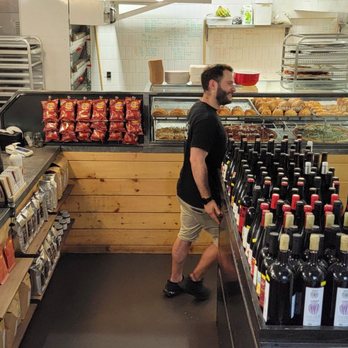 La Cave a Manger - Inside - Bakeries Near Me - Montreal, Quebec La Cave a Manger - Inside - Bakeries Near Me - Montreal, Quebec