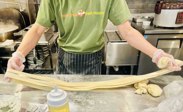 Shake Shake Fresh Noodle by null