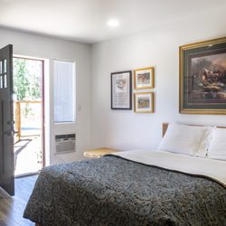 Riverwood Resort on the Gunnison - King Size Room