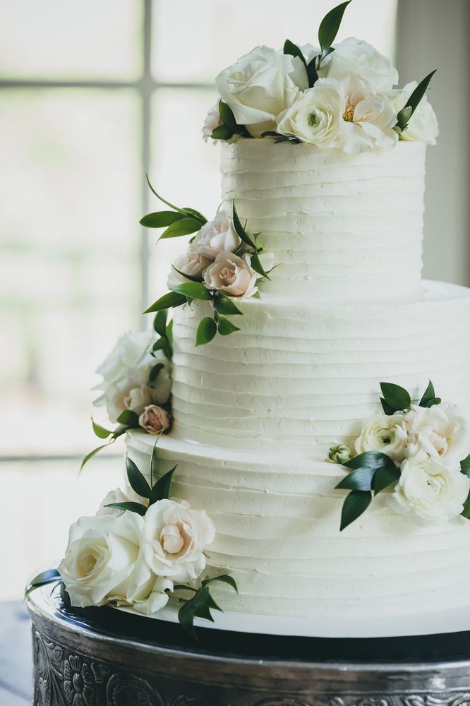 HEAVENLY BAKES Updated September 2024 39 Photos 2910 Buford Dr