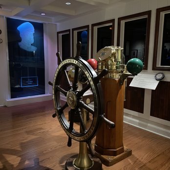 Titanic Museum Attraction - Captain Smith - Museums Near Me - Branson, Missouri Titanic Museum Attraction - Captain Smith - Museums Near Me - Branson, Missouri