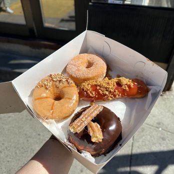 Fan-Fan Doughnuts - Mexican Cinnamon-Sugar Doughnut, Guava Cheese, Danny Boy Doughnut, Churros and Chocolate Follow @BZeaters on IG for more food recs! - Donuts Near Me - Brooklyn, New York Fan-Fan Doughnuts - Mexican Cinnamon-Sugar Doughnut, Guava Cheese, Danny Boy Doughnut, Churros and Chocolate Follow @BZeaters on IG for more food recs! - Donuts Near Me - Brooklyn, New York
