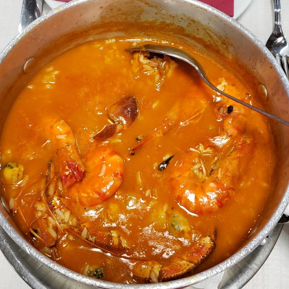 Marisqueira Uma - Our pot for 2 people! So much goodies inside - Seafood Near Me - Lisbon, 11 Marisqueira Uma - Our pot for 2 people! So much goodies inside - Seafood Near Me - Lisbon, 11
