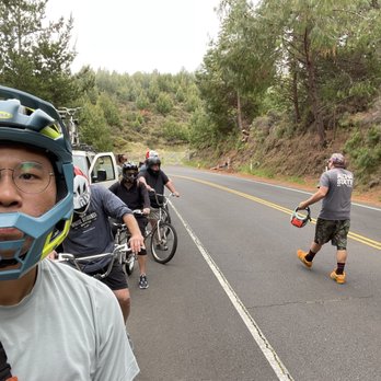 Maui Easy Riders - Billy giving out instructions before heading out. - Mountain Biking Near Me - Paia, Hawaii Maui Easy Riders - Billy giving out instructions before heading out. - Mountain Biking Near Me - Paia, Hawaii