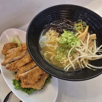 Noodle House - Crispy Chicken Ramen - Ramen Near Me - Flemington, New Jersey
