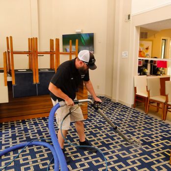 Moonlight Cleaning - Mr. Cole in action. - Carpet Cleaning Near Me Moonlight Cleaning - Mr. Cole in action. - Carpet Cleaning Near Me