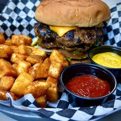 Life’s Good Bar & Grill - Best Burger in Dallas