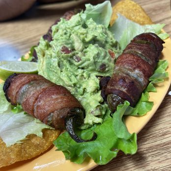 El Trompo Loco - Chile relleno botana with guac - Mexican Near Me - Houston, Texas El Trompo Loco - Chile relleno botana with guac - Mexican Near Me - Houston, Texas