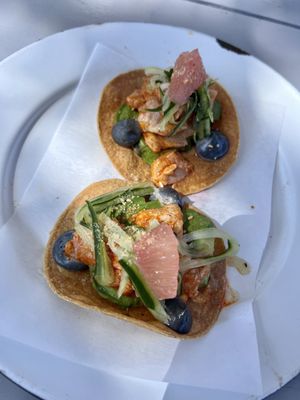 LA LAGUNA RESTAURANT AND LOUNGE by null