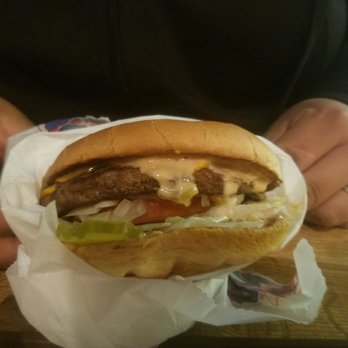 Tops Burgers - The cheeseburger - Burgers Near Me - Pasadena, California Tops Burgers - The cheeseburger - Burgers Near Me - Pasadena, California