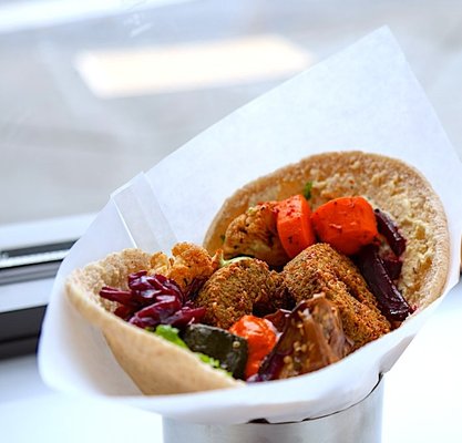 INDNON Cafe & Bistro by null