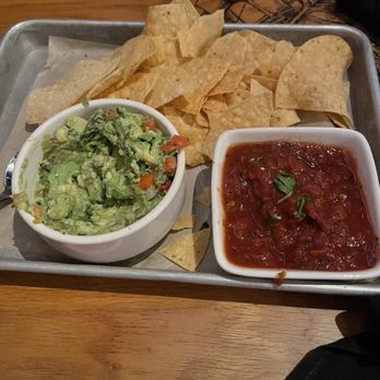 BJ's Restaurant & Brewhouse - Chips & Housemade Guacamole Salsa - Pizza Near Me - Victorville, California