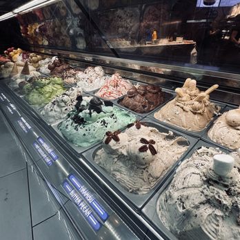 Cocolini - dat ice cream - Ice Cream & Frozen Yogurt Near Me - Las Vegas, Nevada