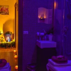 Rung Arun Thai Massage Center