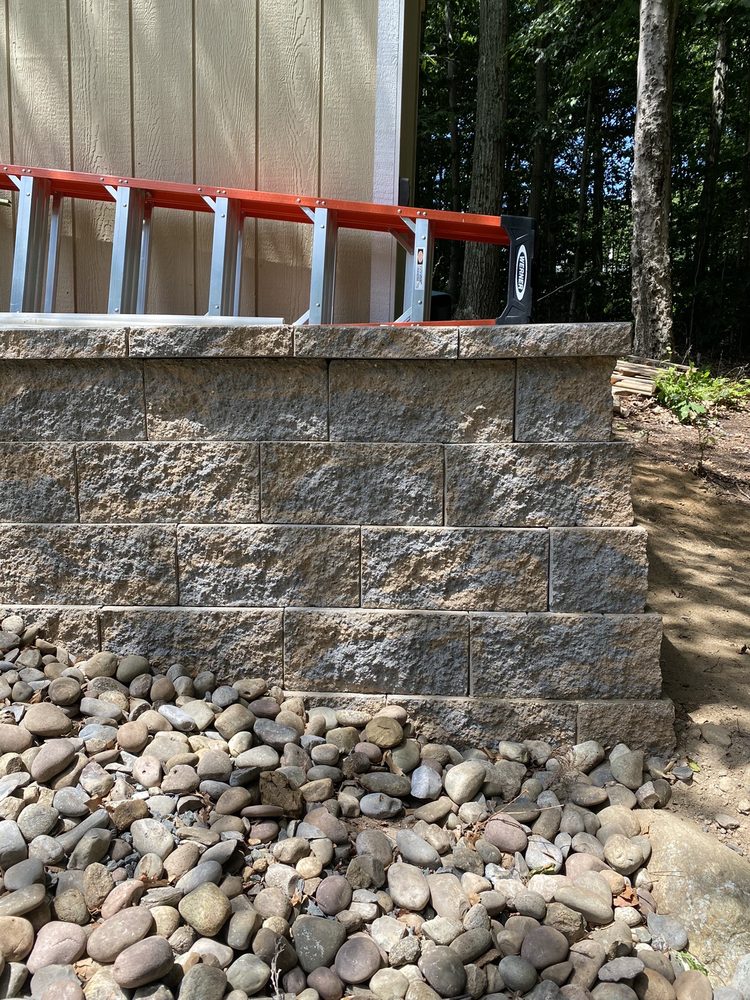 UNCLE BOB’S FLOWER & GARDEN Updated July 2024 13 Reviews 191